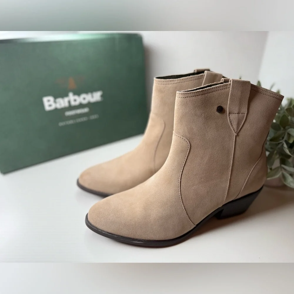 Barbour Women's Taupe Suede Ankle Western Booties Size 10 Feminine Classic